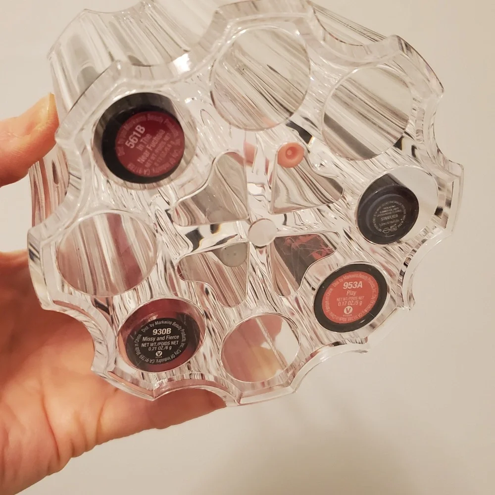 Clear lipstick organizer, great condition